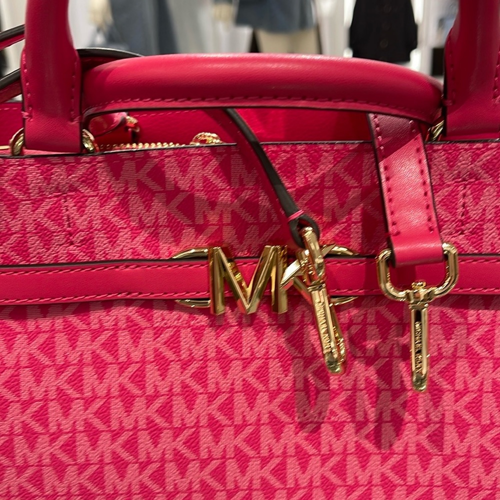 MICHAEL KORS 
Reed Large Graphic Logo Belted Satchel
Electric Pink 
NWT - Picture 12 of 16